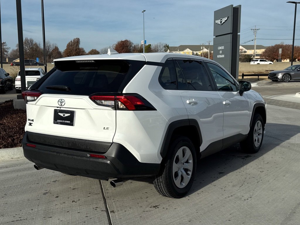 Used 2024 Toyota RAV4 LE image 20