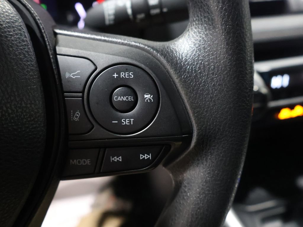 Used 2023 Toyota RAV4 XLE image 34