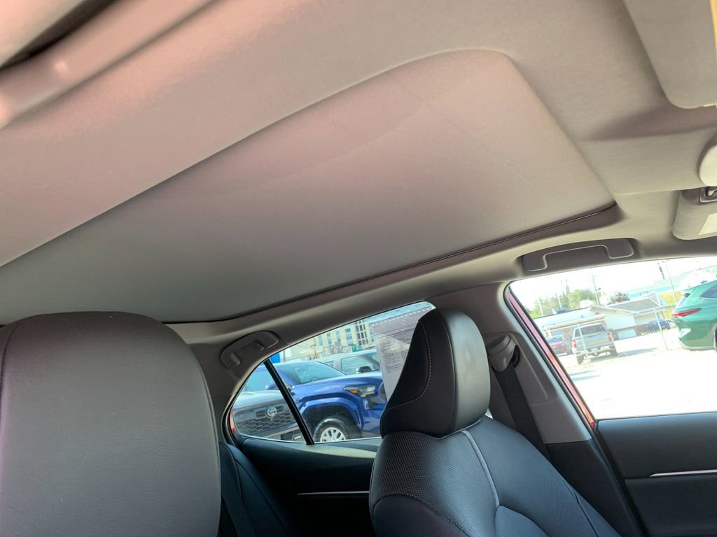 Used 2023 Toyota Camry XSE w/ Navigation Package image 18