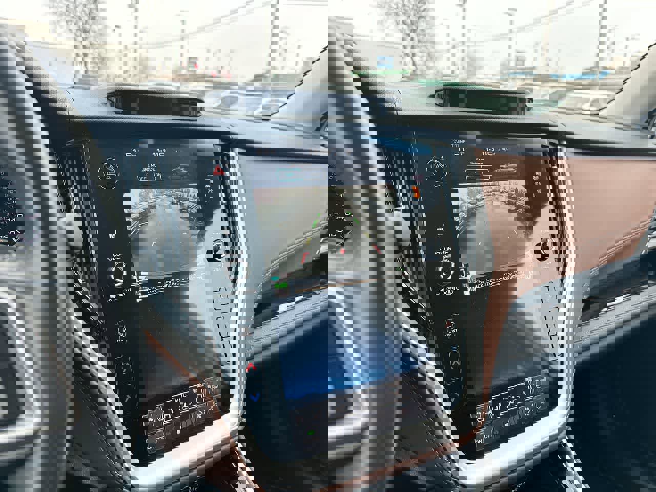 Used 2020 Subaru Outback Touring XT image 33