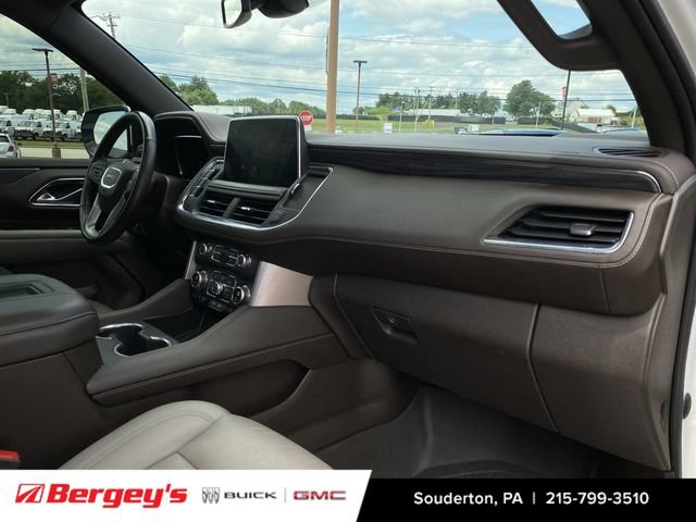 Certified 2022 GMC Yukon XL SLT w/ SLT Premium Package AWD/4WD image 33