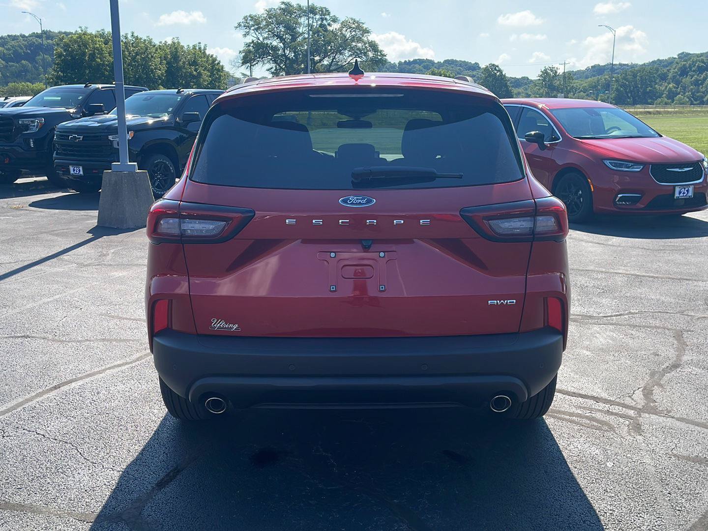 Used 2025 Ford Escape ST-Line w/ Tech Pack #1 AWD/4WD image 4