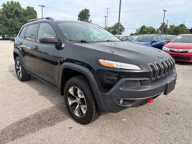 Used 2014 Jeep Cherokee Trailhawk w/ Comfort/Convenience Group AWD/4WD image 1