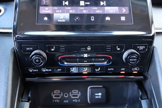 Used 2024 Jeep Grand Cherokee L Laredo w/ Luxury Tech Group I image 20