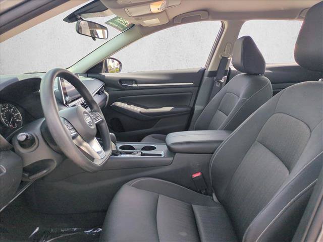 Used 2022 Nissan Altima 2.5 SV FWD image 15