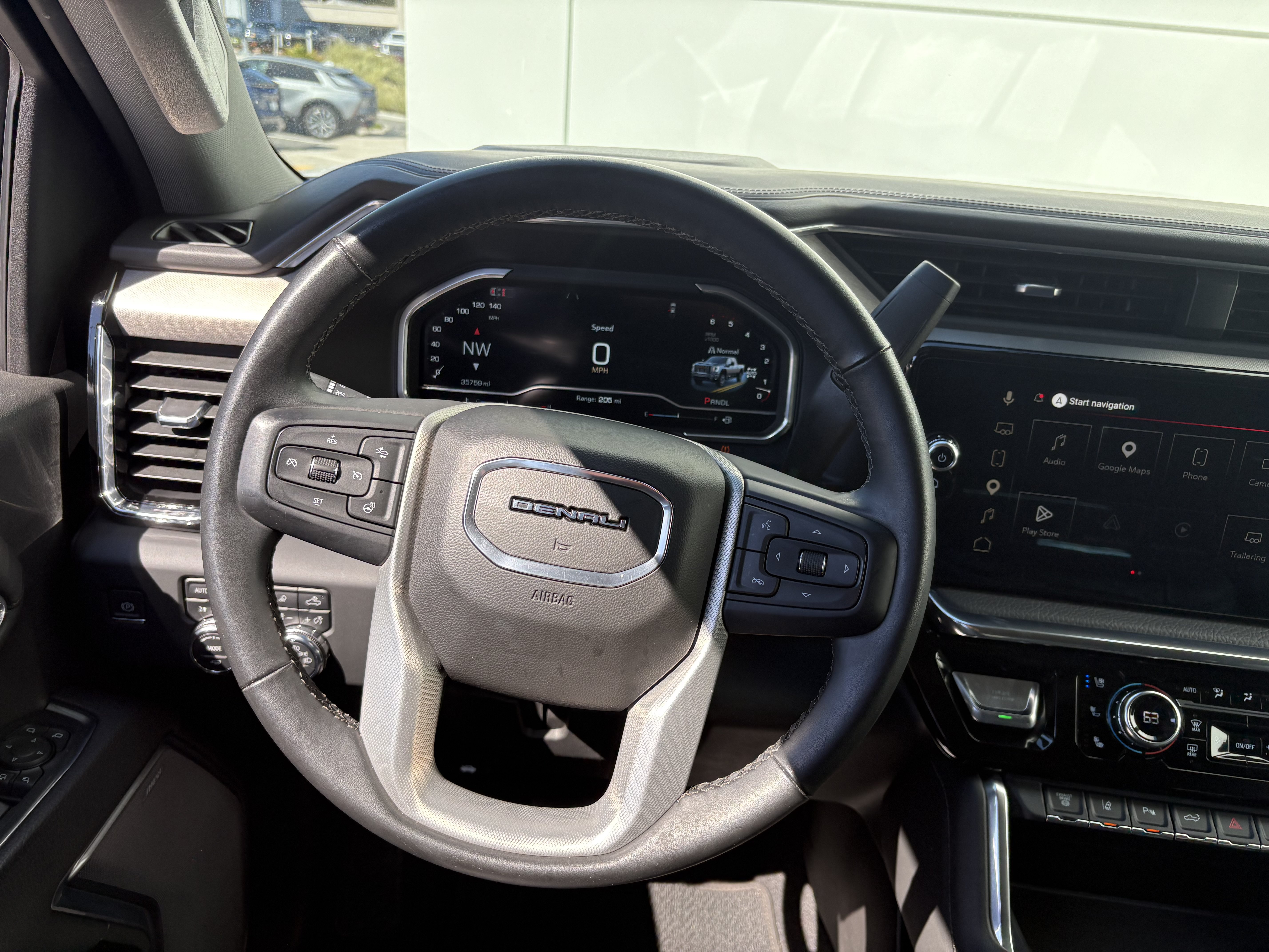 Used 2024 GMC Sierra 2500 Denali w/ Technology Package AWD/4WD image 14