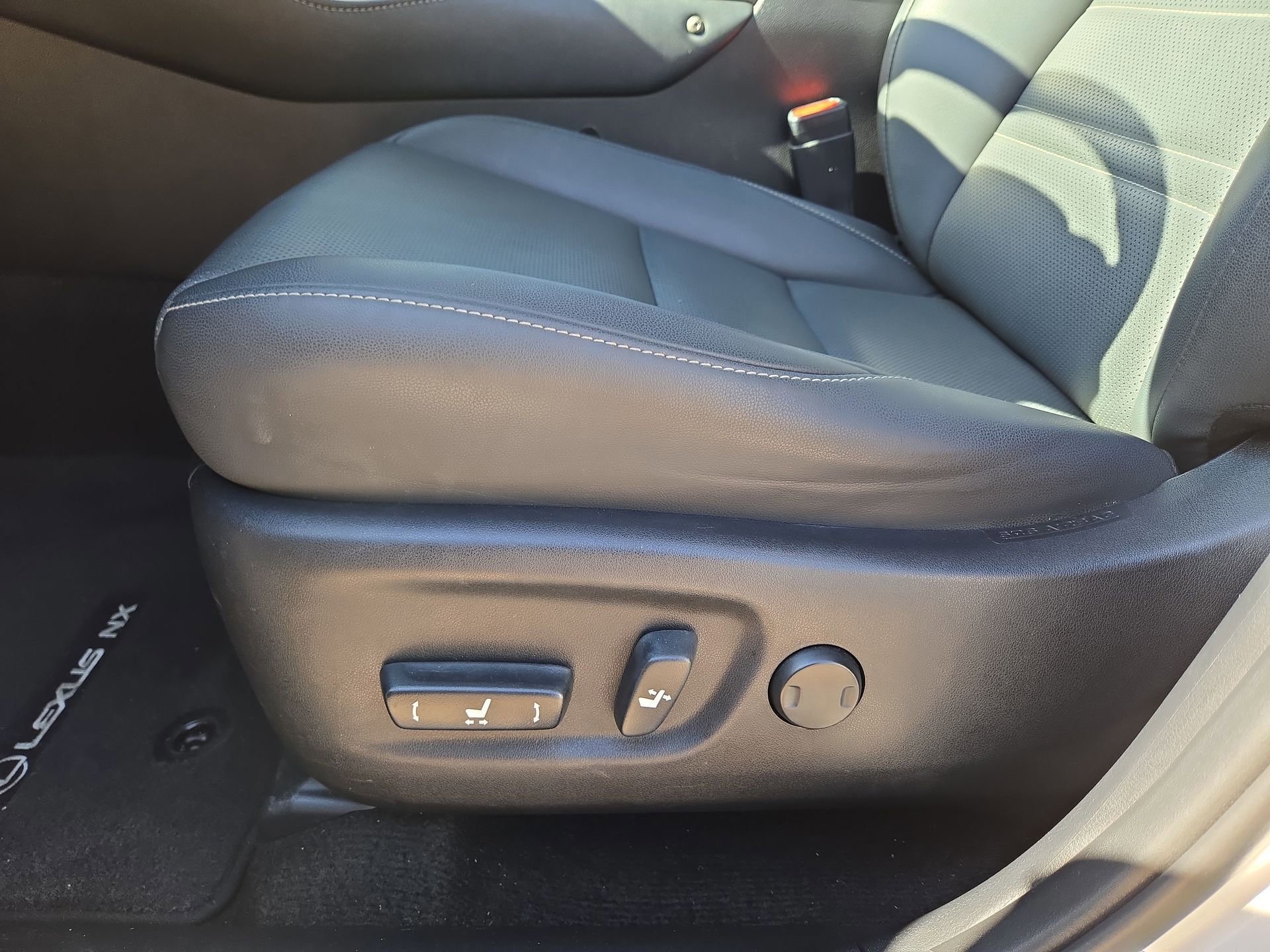 Used 2017 Lexus NX 200t FWD w/ Premium Package image 17