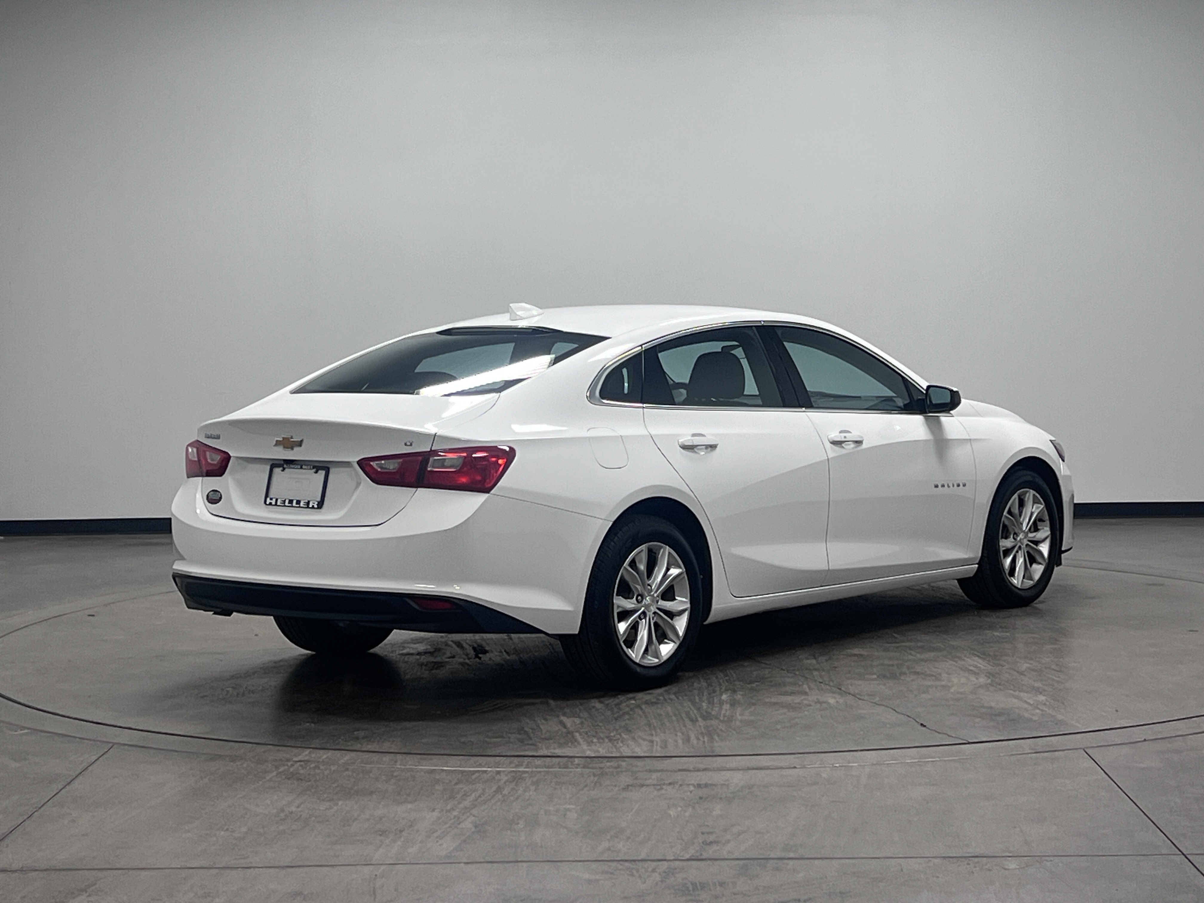 Used 2023 Chevrolet Malibu LT image 8