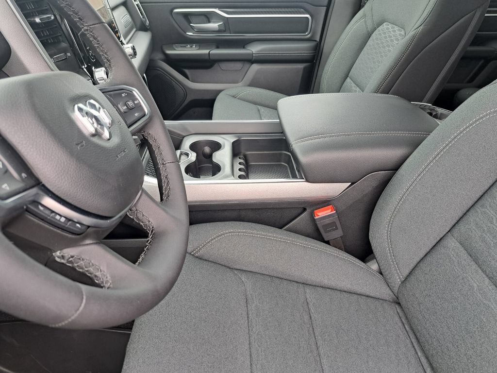 New 2026 RAM 1500 Big Horn AWD/4WD image 18