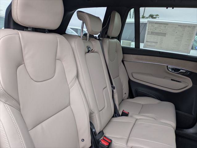 New 2026 Volvo XC90 T8 Ultra w/ Protection Package AWD/4WD image 13