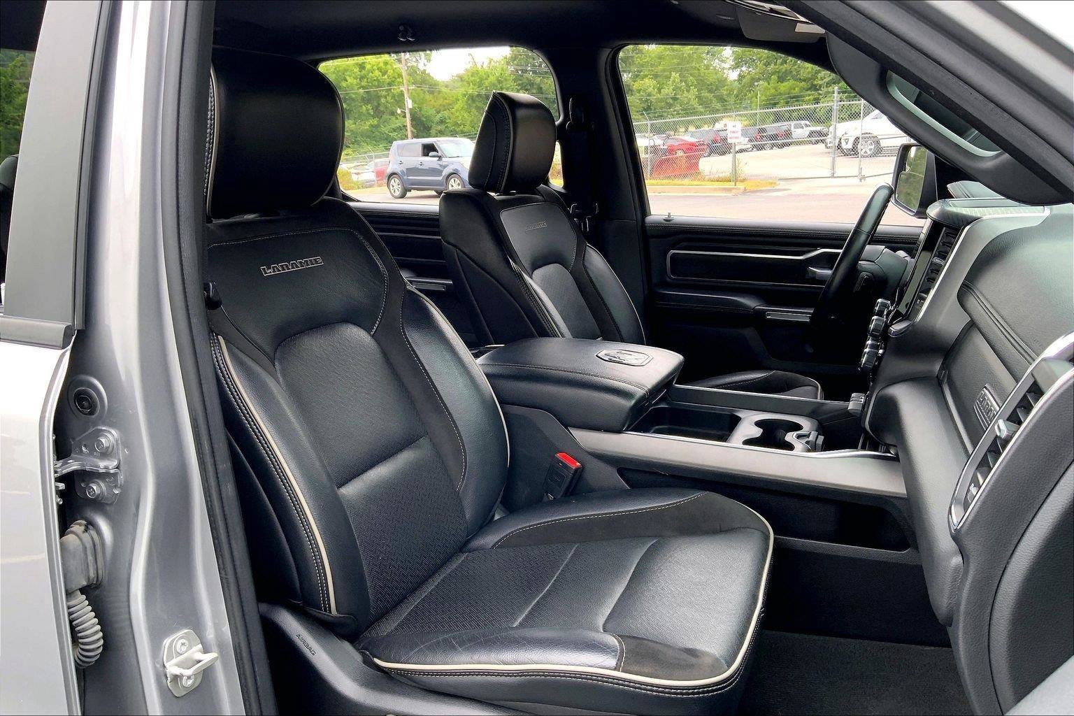 Used 2024 RAM 1500 Laramie AWD/4WD image 7