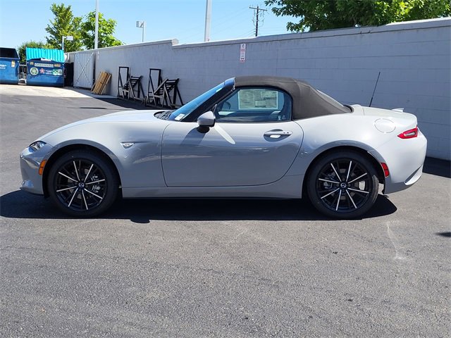 New 2025 MAZDA MX-5 Miata Grand Touring w/ Weather Package image 2