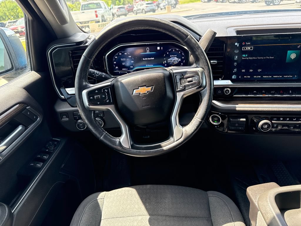 Certified 2022 Chevrolet Silverado 1500 LT w/ Protection Package AWD/4WD image 11