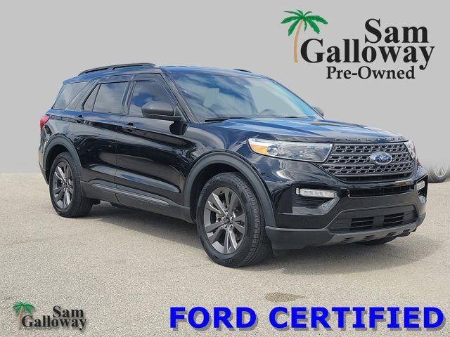 Certified 2021 Ford Explorer XLT w/ Equipment Group 202A image 1