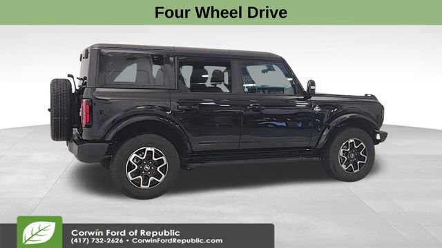 Used 2024 Ford Bronco Outer Banks image 9