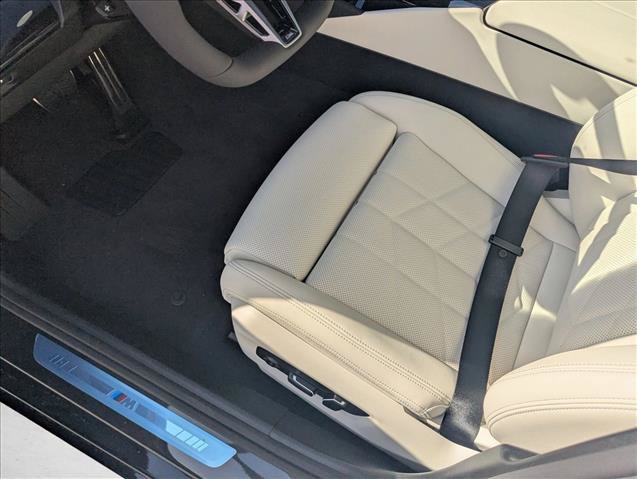 New 2027 BMW 550e xDrive w/ Executive Package AWD/4WD image 4