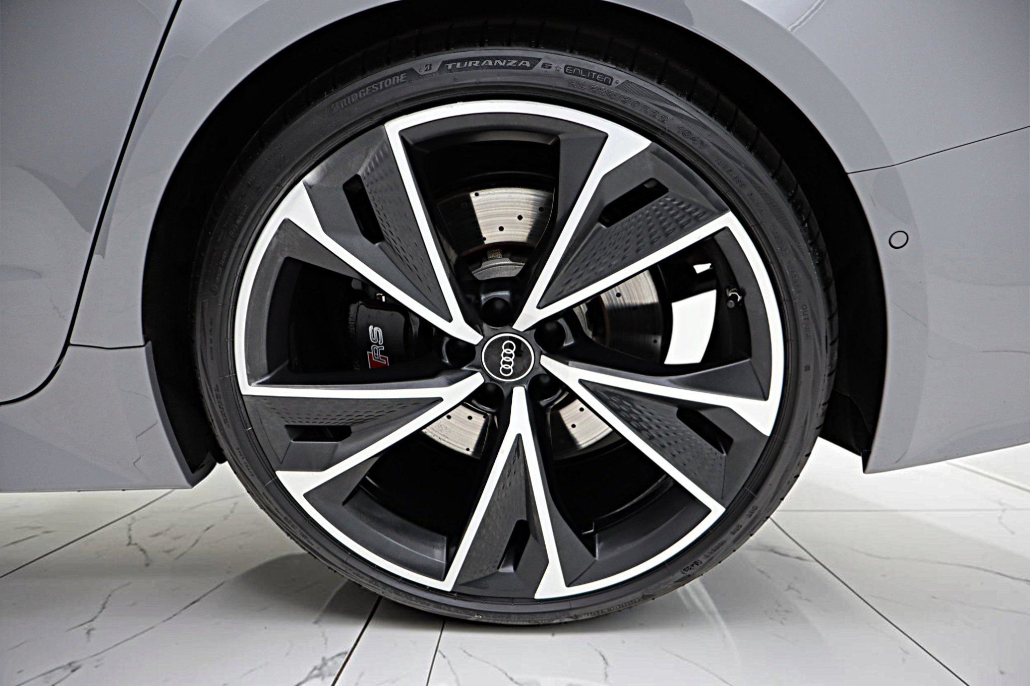Used 2022 Audi RS 7 Sportback AWD/4WD image 40