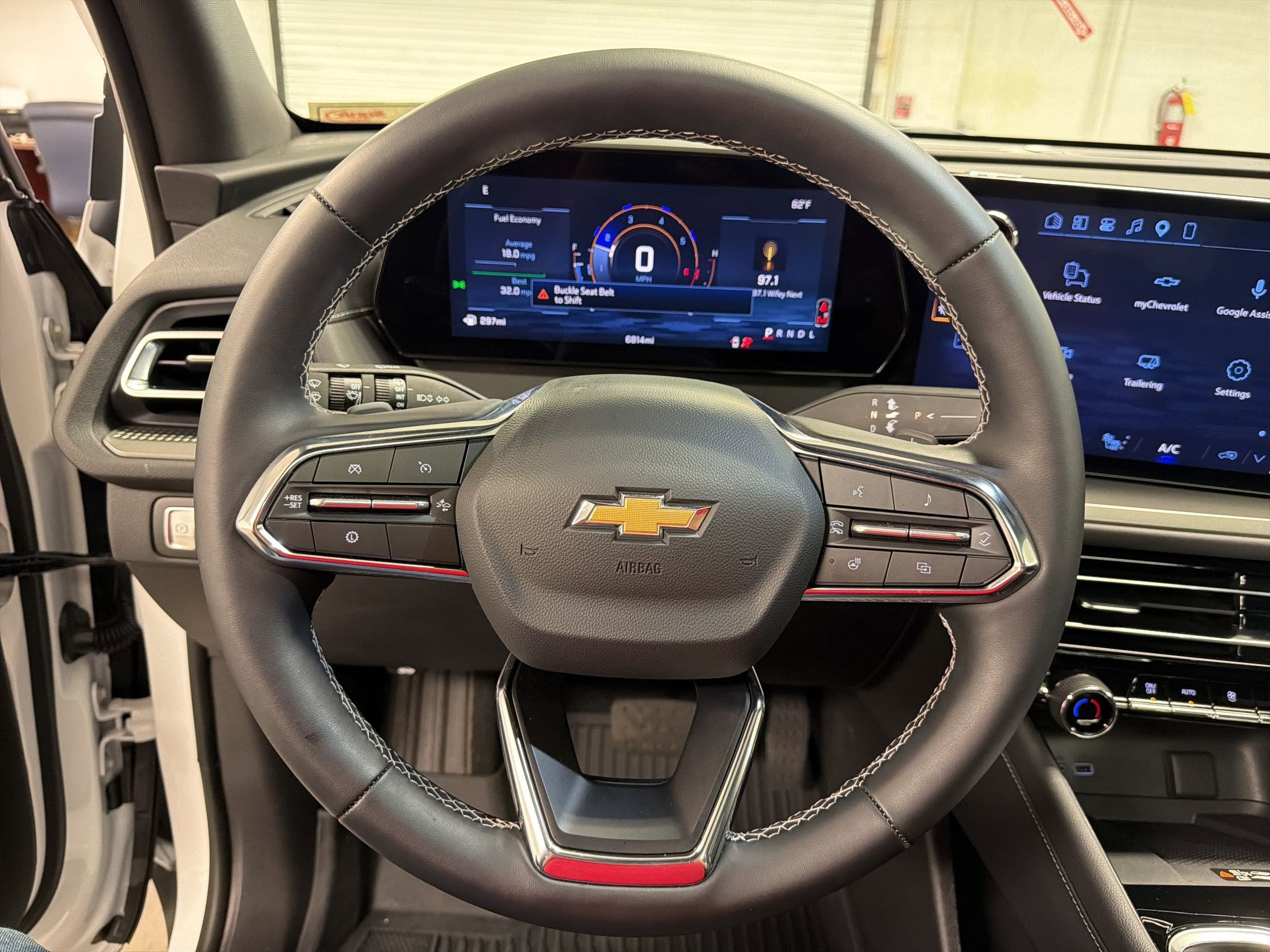 New 2026 Chevrolet Traverse LT w/ Sun and Wheel Package image 17