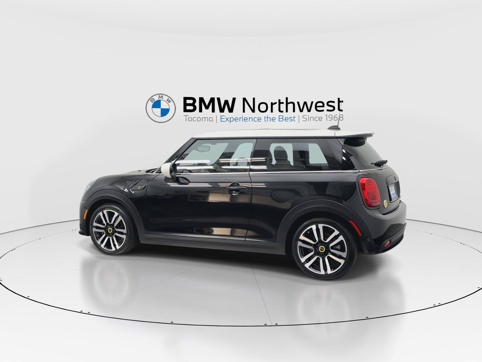Used 2023 MINI Cooper SE FWD image 11
