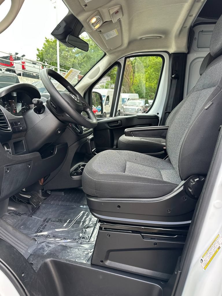 Used 2023 RAM ProMaster 2500 FWD image 11