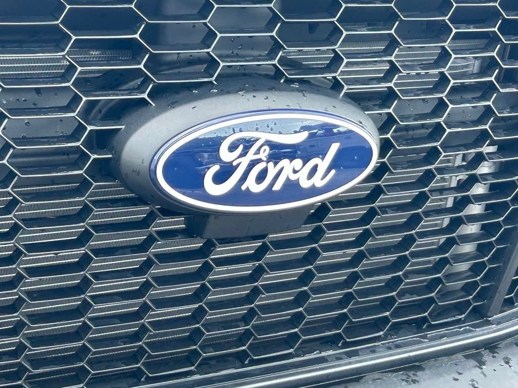 New 2026 Ford Transit 150 Low Roof w/ Load Area Protection Package RWD image 17
