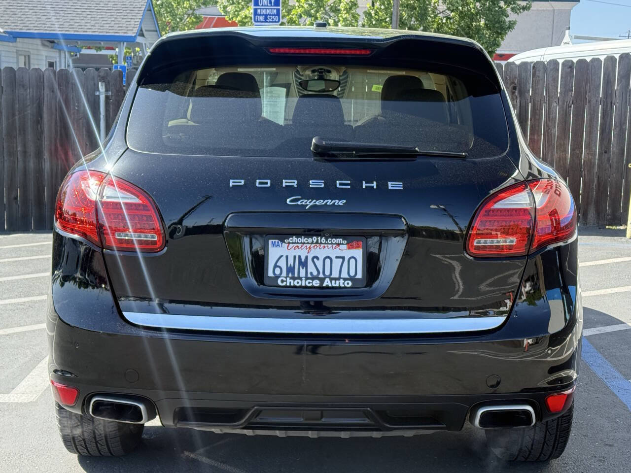 Used 2012 Porsche Cayenne AWD/4WD image 4