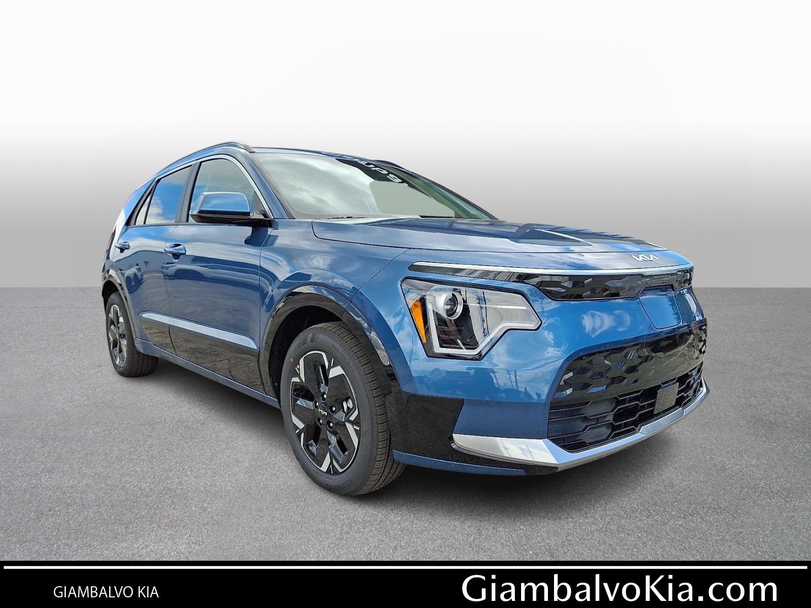New 2026 Kia Niro Wind w/ Wind Preserve Package FWD video 1