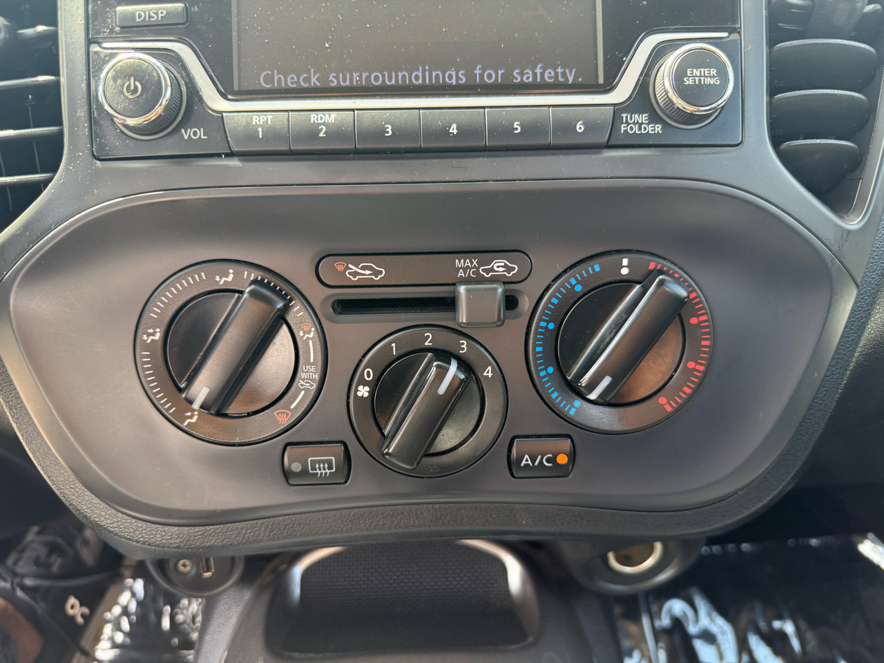 Used 2016 Nissan Juke S image 20