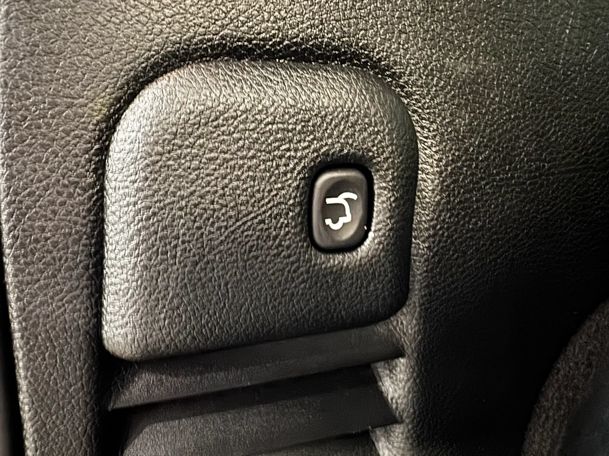 Used 2018 Jeep Grand Cherokee SRT AWD/4WD image 46