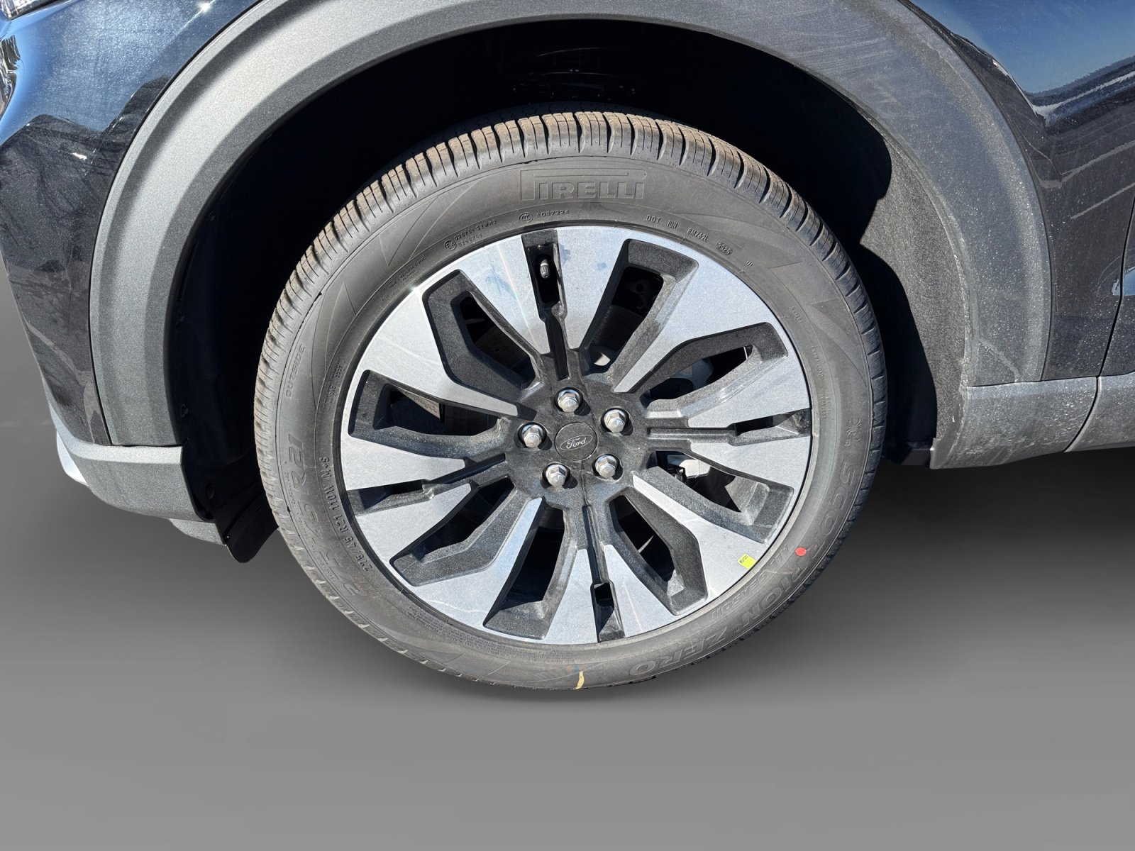 New 2026 Ford Explorer Platinum w/ LUX Leather Package image 9