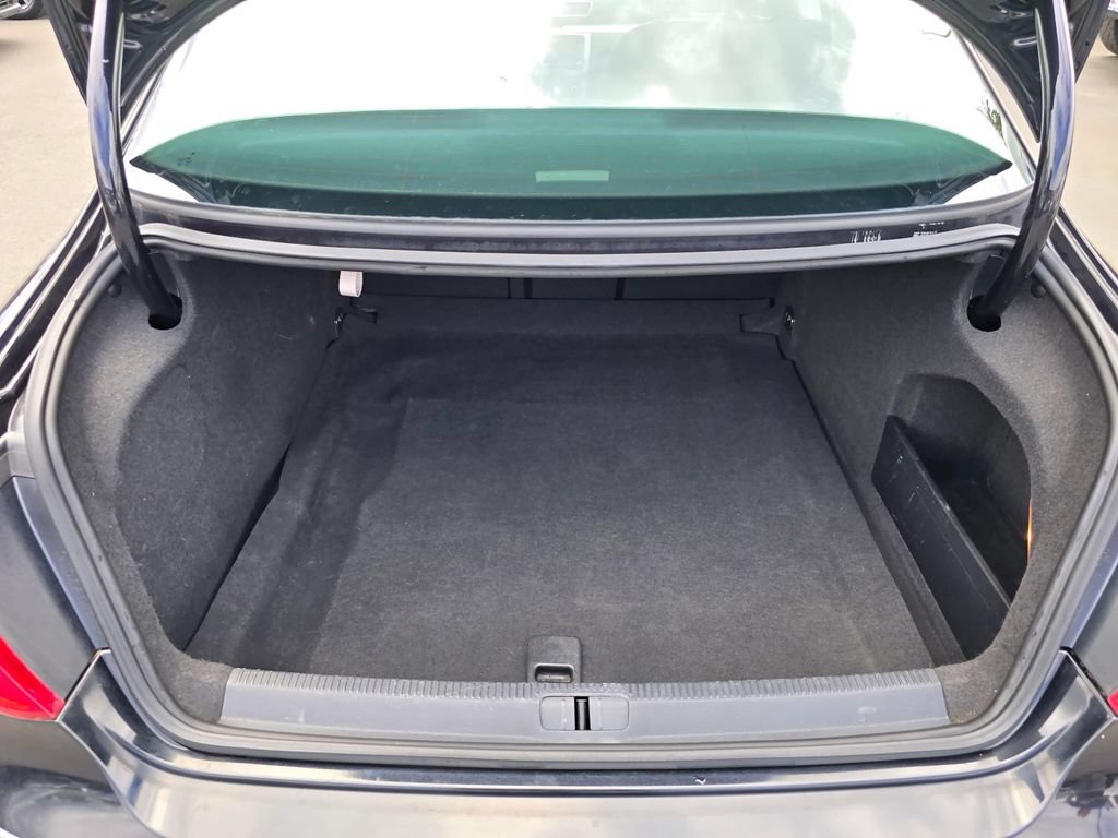 Used 2012 Volkswagen CC Sport FWD image 14
