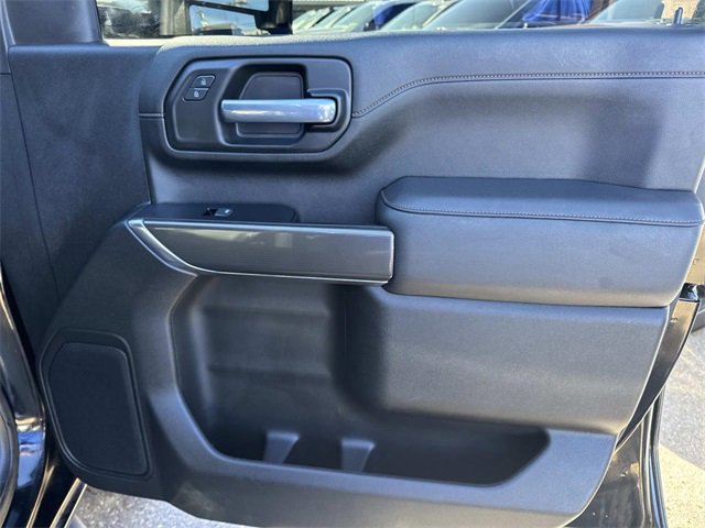 Used 2023 GMC Sierra 2500 AT4 image 17