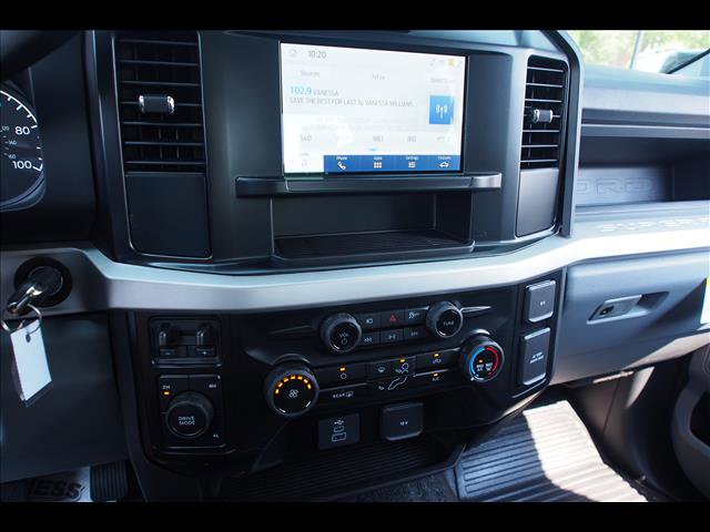 Used 2025 Ford F450 XL w/ 360-Degree Camera Package image 25