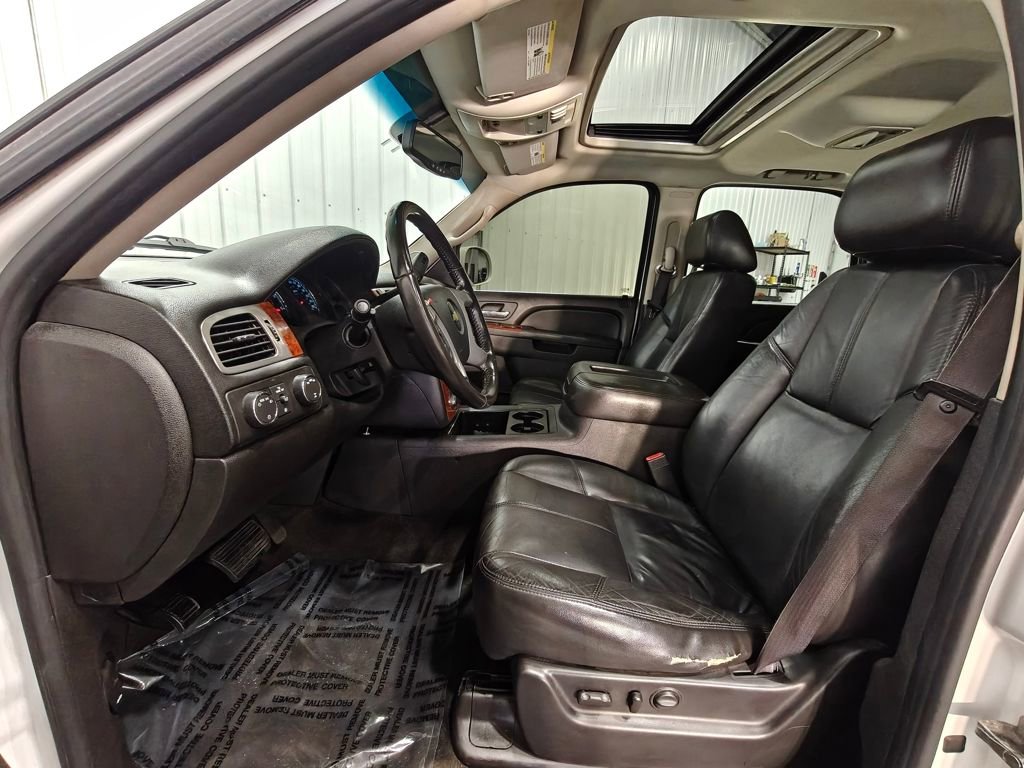 Used 2011 Chevrolet Tahoe LT image 28