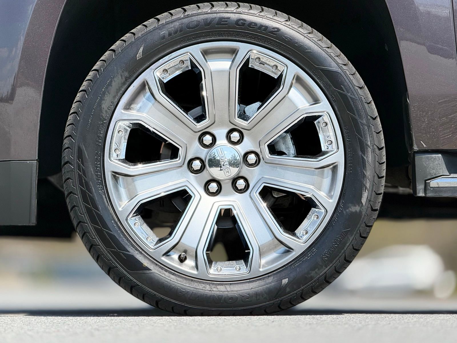 Used 2016 GMC Yukon XL Denali w/ Enhanced Security Package image 18