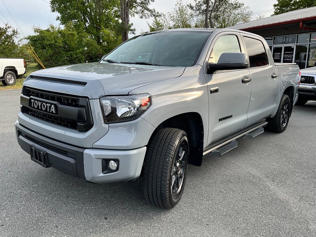 Used 2017 Toyota Tundra TRD Pro AWD/4WD image 9