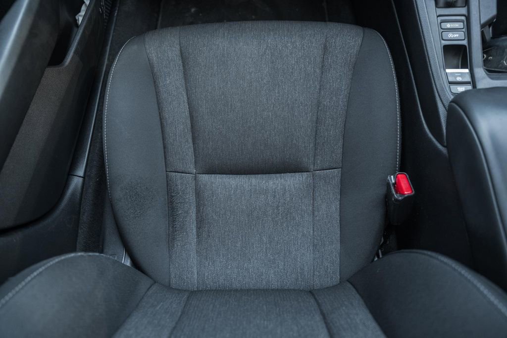 Certified 2023 Honda Accord EX image 28