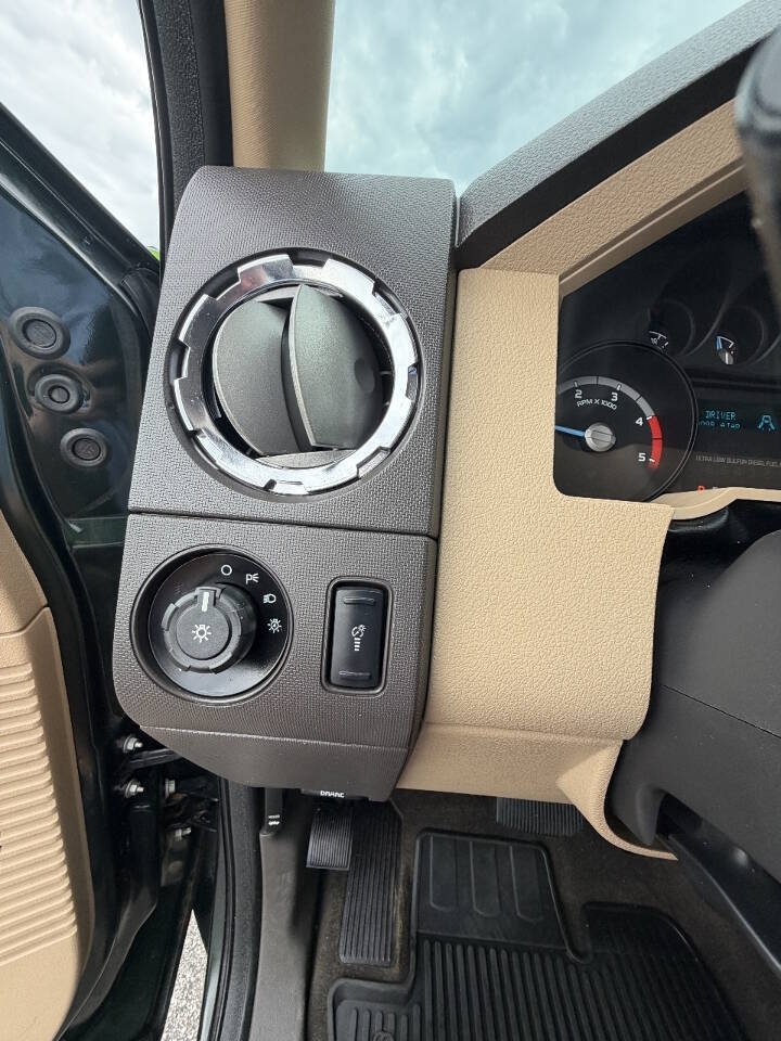 Used 2016 Ford F350 XLT w/ XLT Value Package AWD/4WD image 25