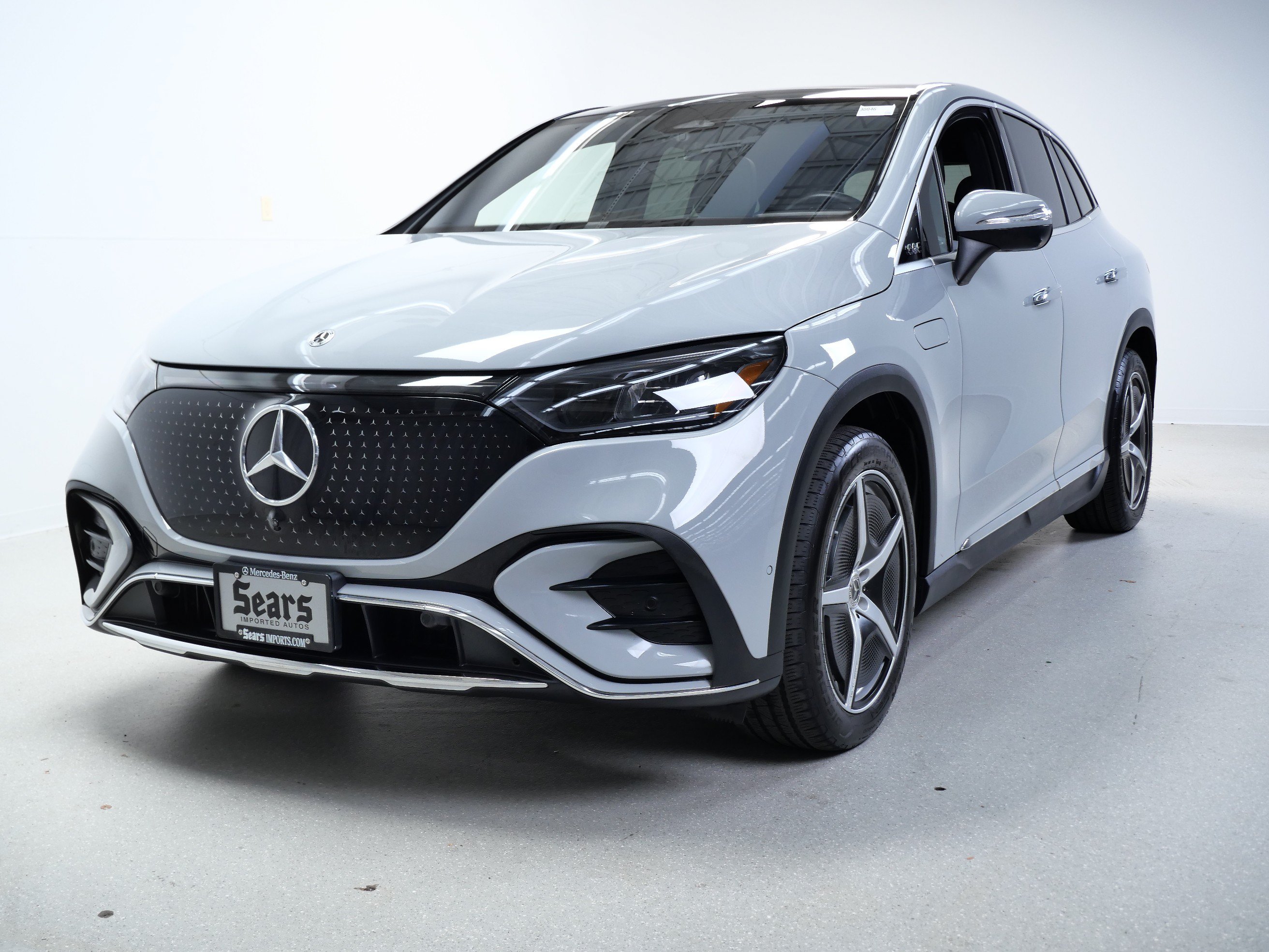 Certified 2023 Mercedes-Benz EQE 350+ 4MATIC SUV w/ AMG Line Exterior Package image 12