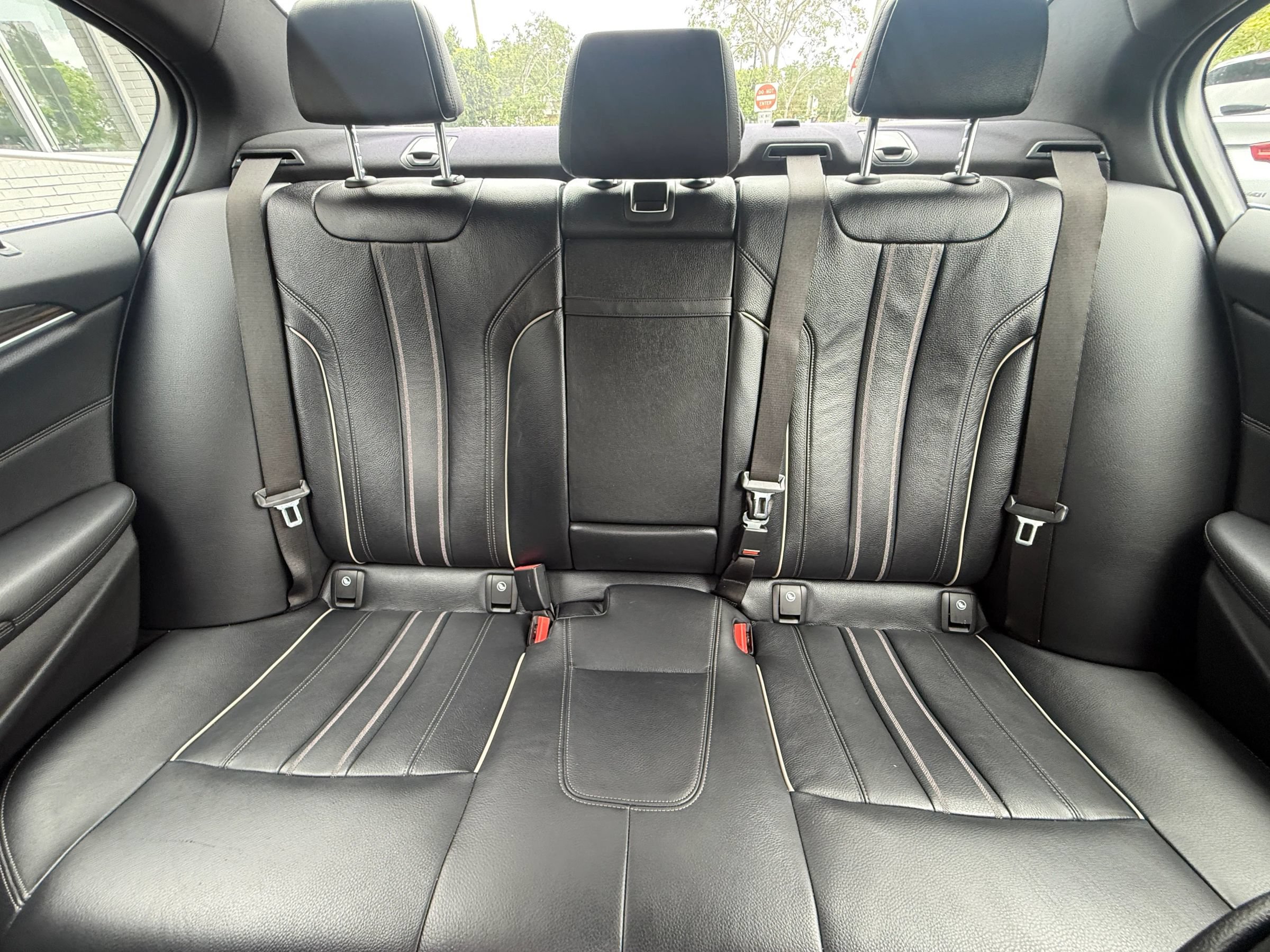 Used 2019 BMW 530i w/ Convenience Package RWD image 27