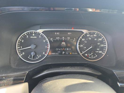 Used 2023 Nissan Pathfinder SL AWD/4WD image 12