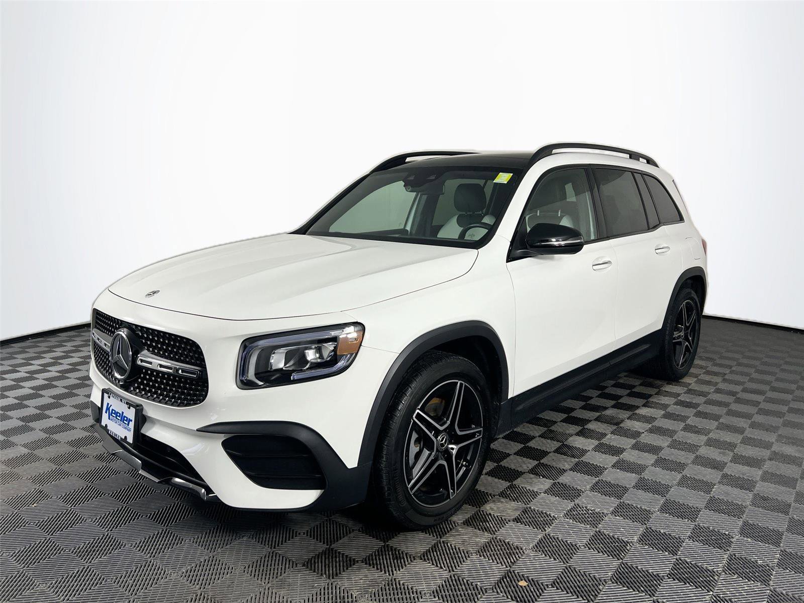 Certified 2023 Mercedes-Benz GLB 250 4MATIC image 2