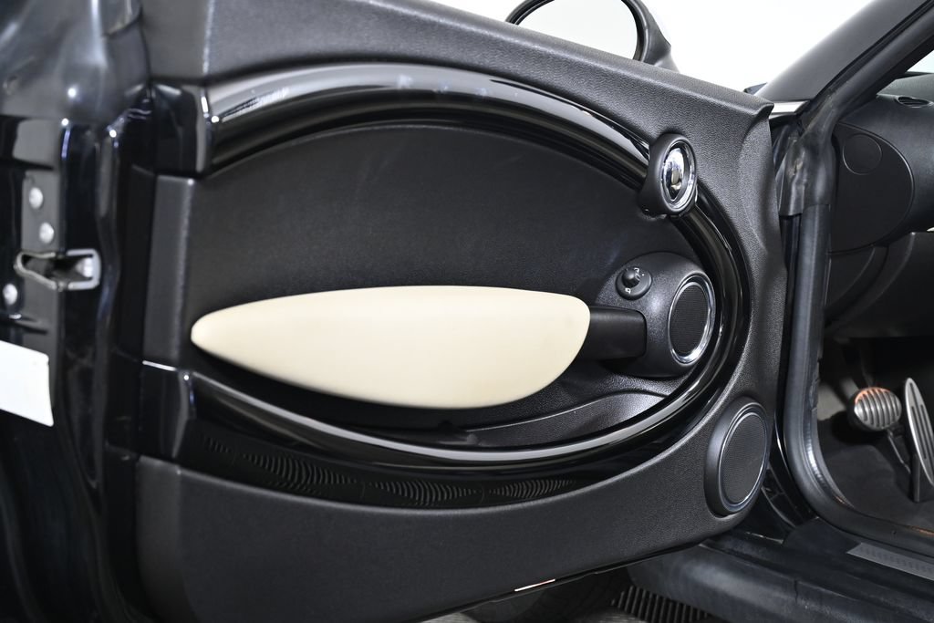 Used 2013 MINI Cooper Roadster S FWD image 30