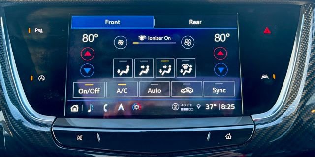 Used 2025 Cadillac XT6 Sport image 45