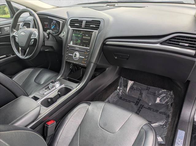 Used 2018 Ford Fusion Titanium AWD/4WD image 23