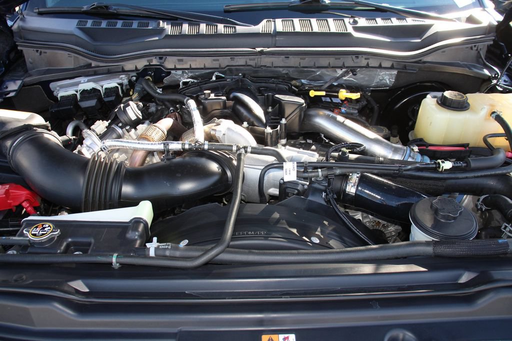 Certified 2019 Ford F250 Lariat w/ Lariat Ultimate Package AWD/4WD image 29