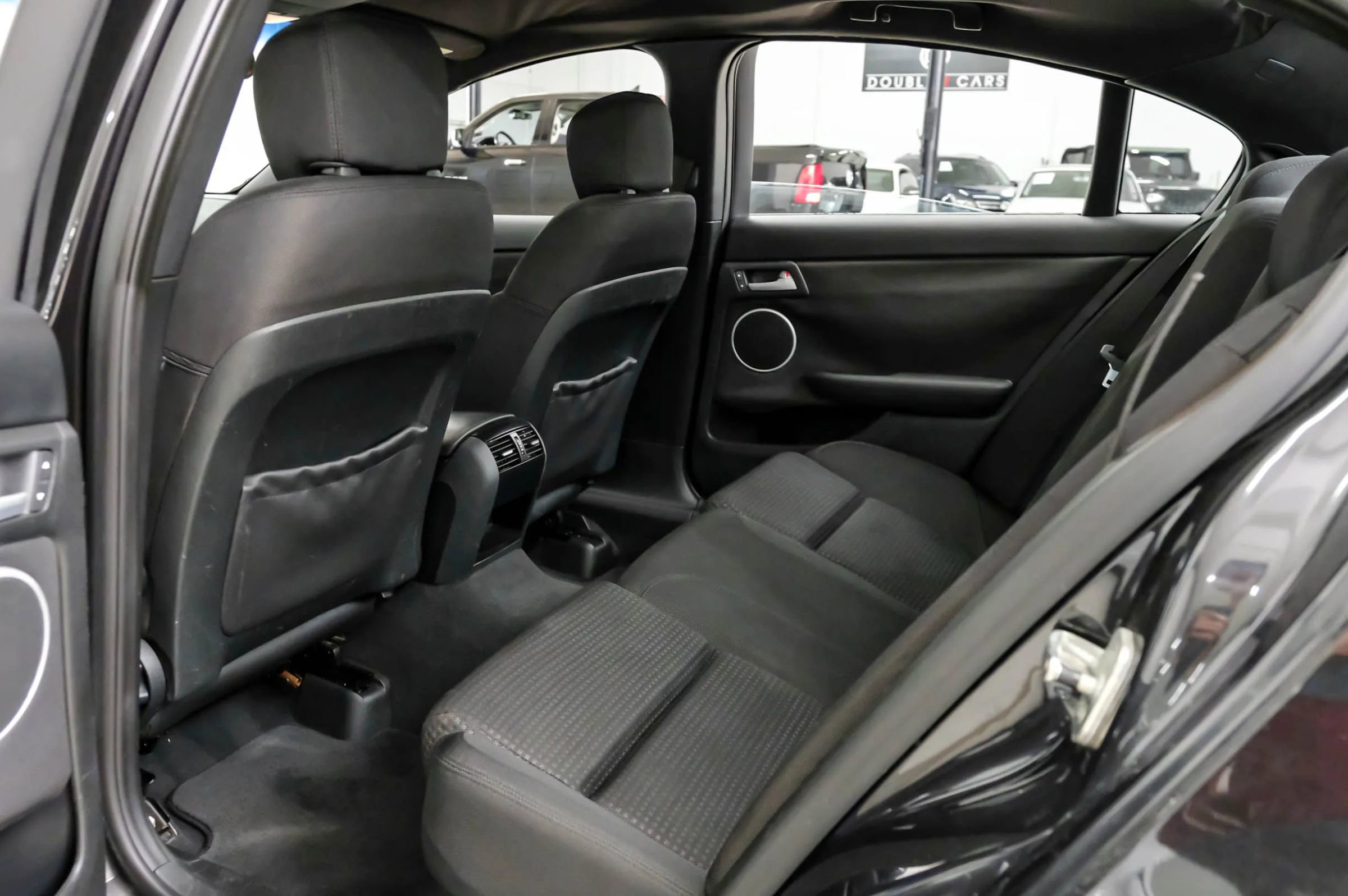 Used 2008 Pontiac G8 image 32