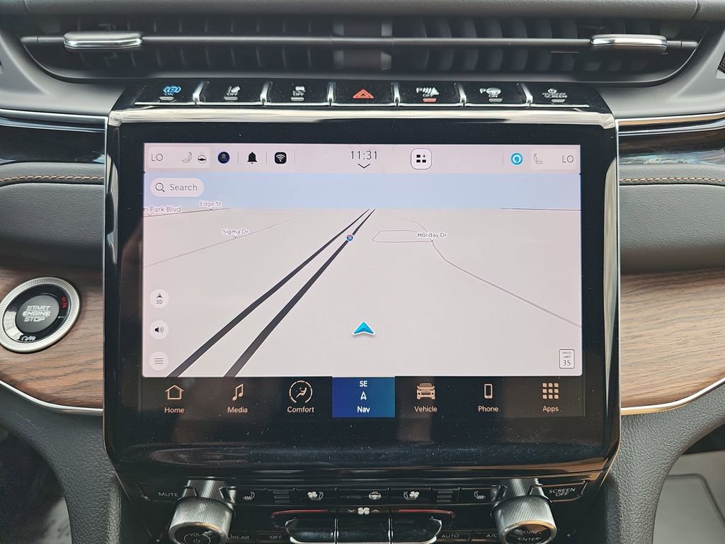 Used 2023 Jeep Grand Cherokee Summit w/ Luxury Tech Group V image 26