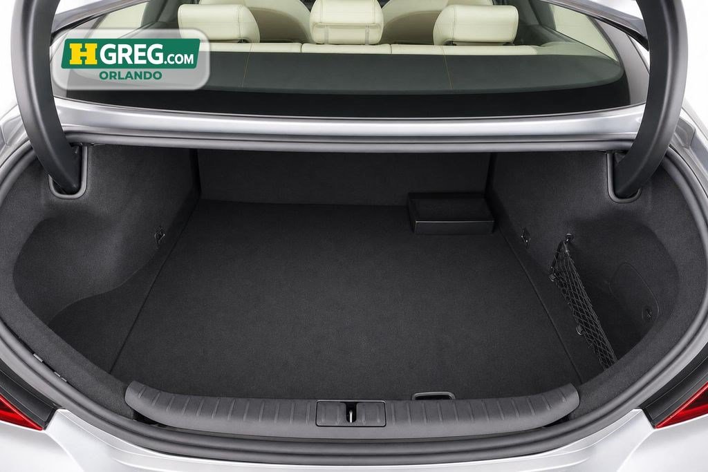 Used 2025 Genesis G70 2.5T RWD image 17
