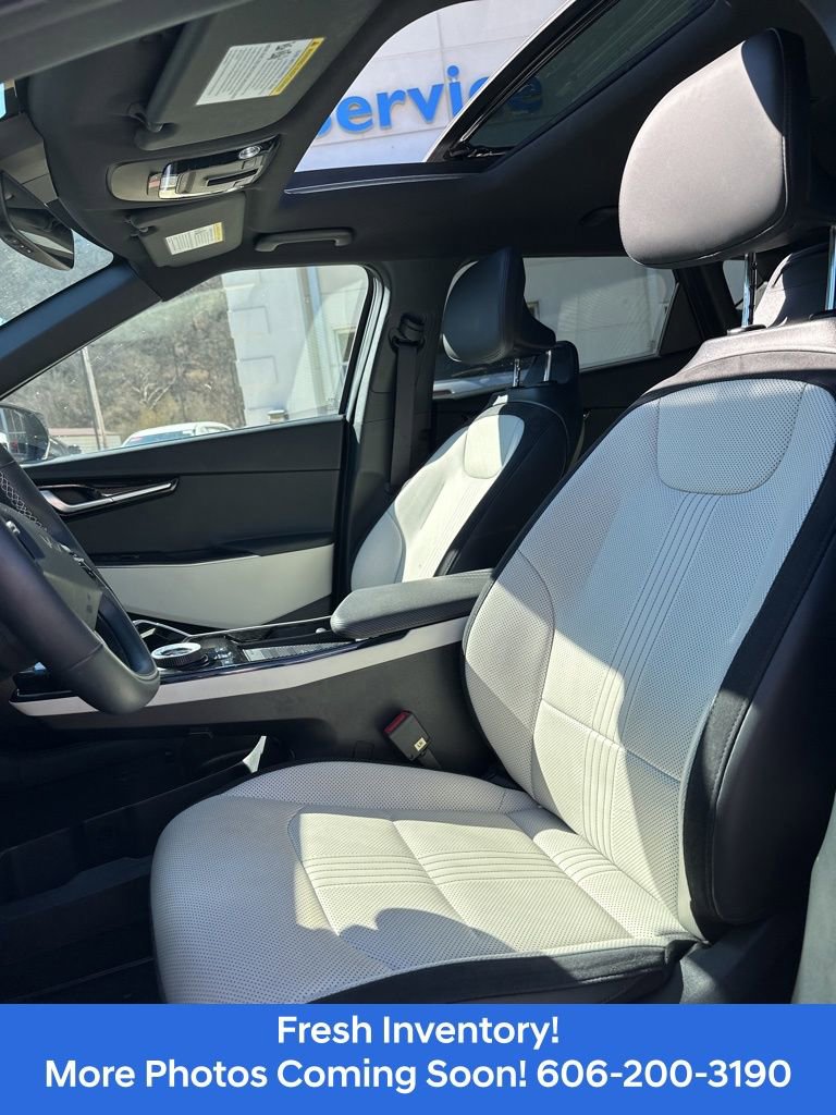 Used 2023 Kia EV6 GT-Line w/ GT-Line White Seat Package image 10